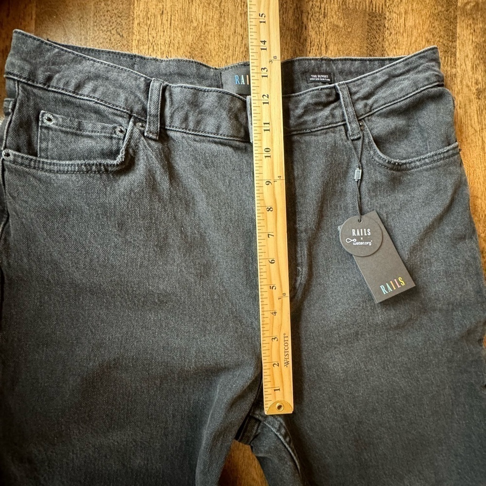 Rails The Sunset High Rise Slim Flare Black Jeans Size 32 - Picture 8 of 14